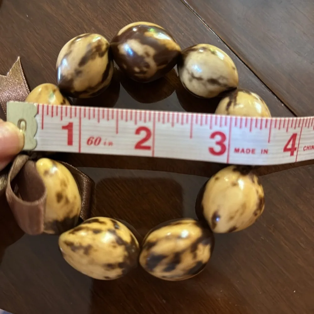 NEW Natural Two tone, authentic Kukui Nut Bracelet. Stretch. Wedding. Gr…‎
